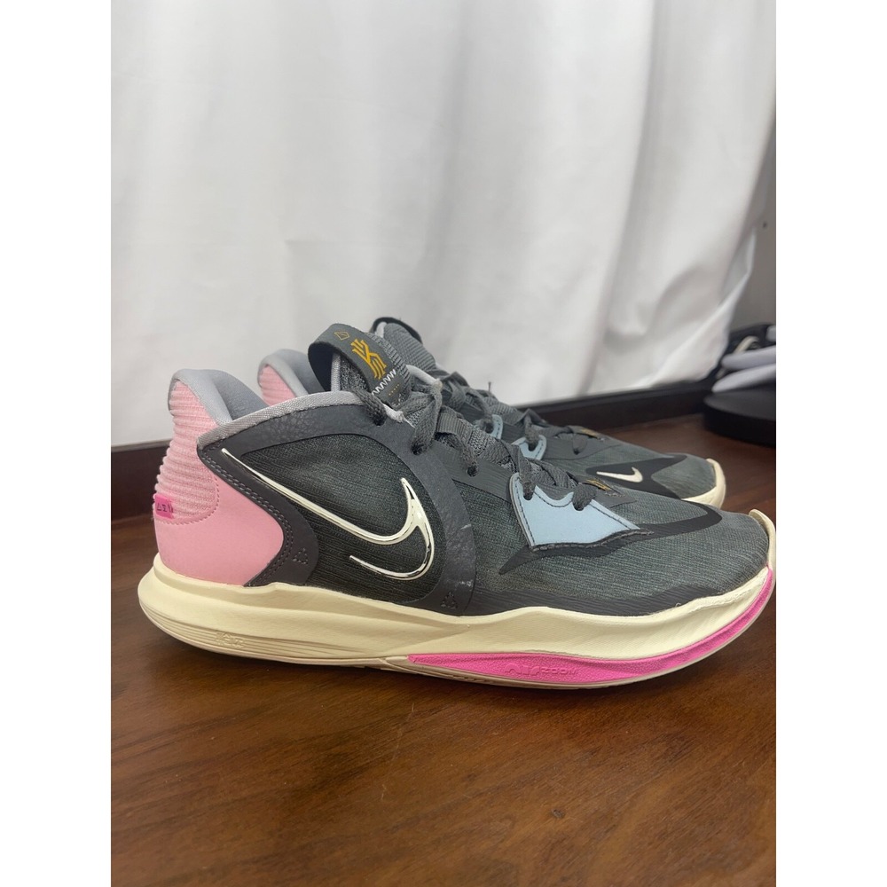 Kyrie 5 Nike Mens Sz 7 Low Basketball Ir on Grey/Coconut Milk Pink (DJ6012-005)